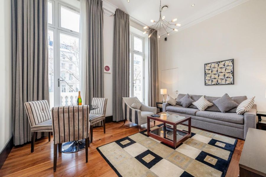 מלון 130 Queen’s Gate Apartments