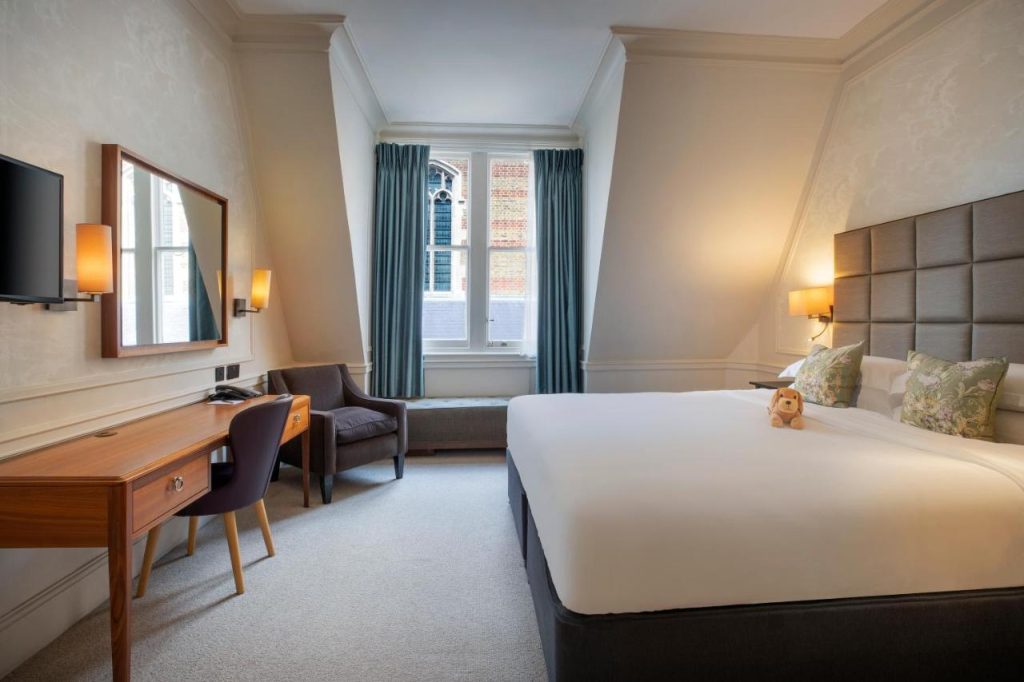 מלון Sloane Square Hotel