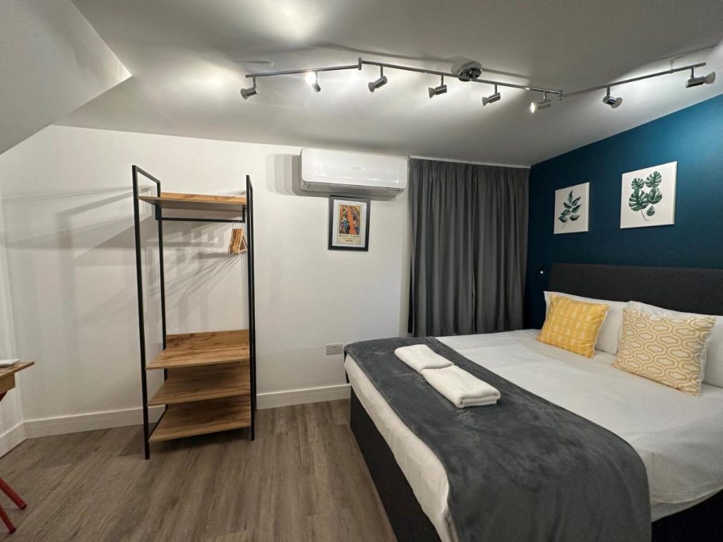 מלון Smart Camden Inn Hostel