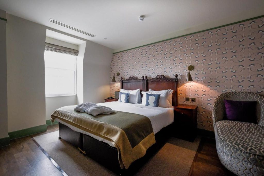 מלון The Morton Hotel